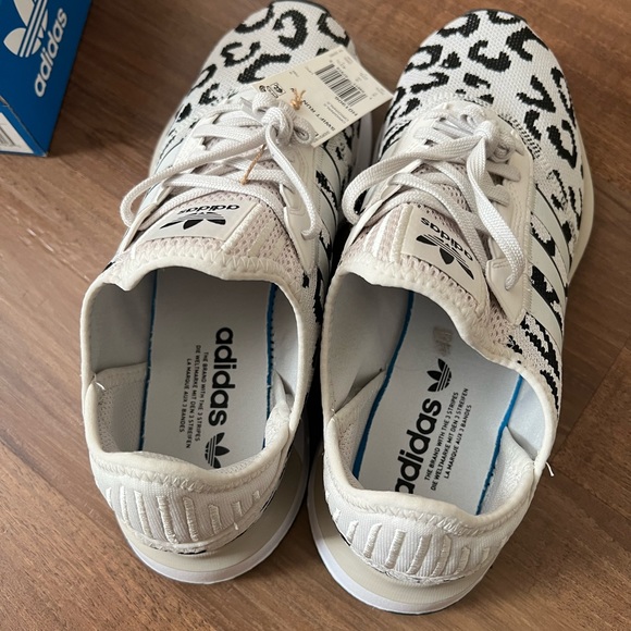 SWIFT RUN Women’s ADIDAS - Picture 3 of 5